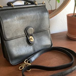 Knock Off “Coach” Willis Style Vintage Bag